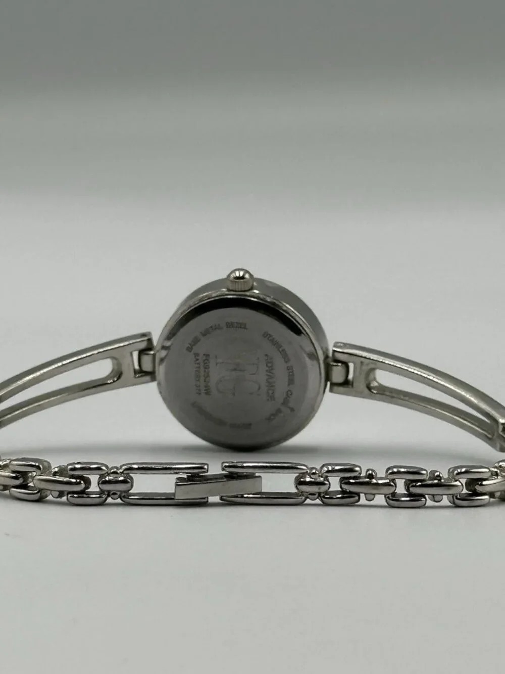 3/$30 Advance Watch Women Silver Tone Round Blue Dial 22MM New Battery 7.25 Inch